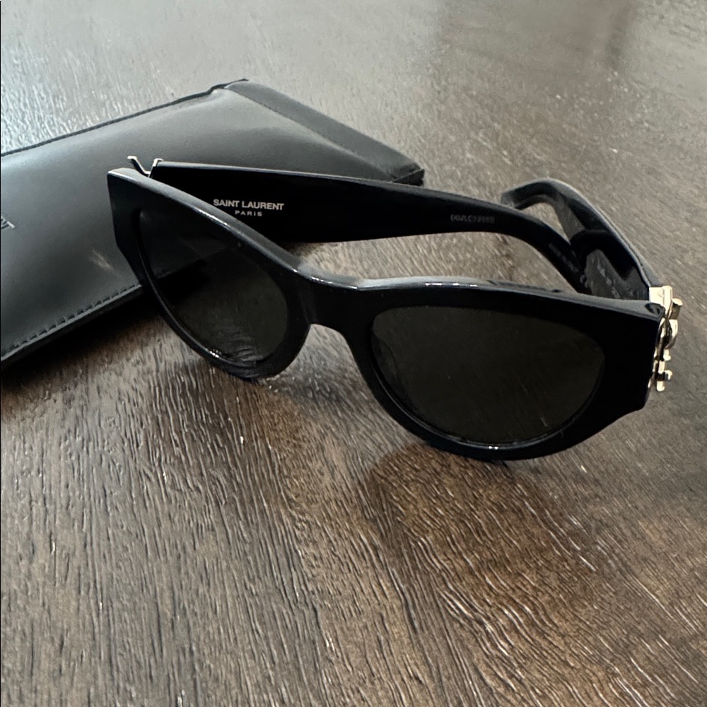 Saint Laurent Glam Cat Eye Sunglasses - Picture 4 of 9